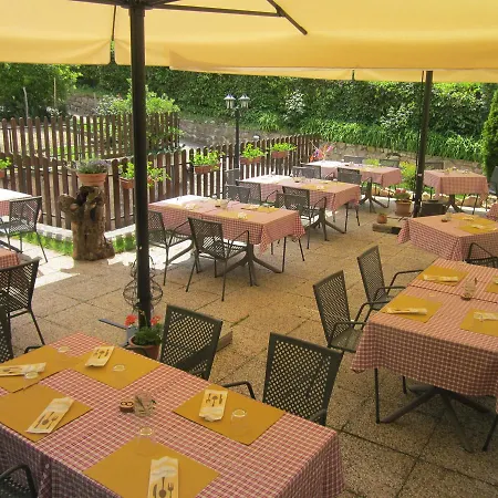 Le Bottesele Gospodarstwo agroturystyczne San Zeno di Montagna